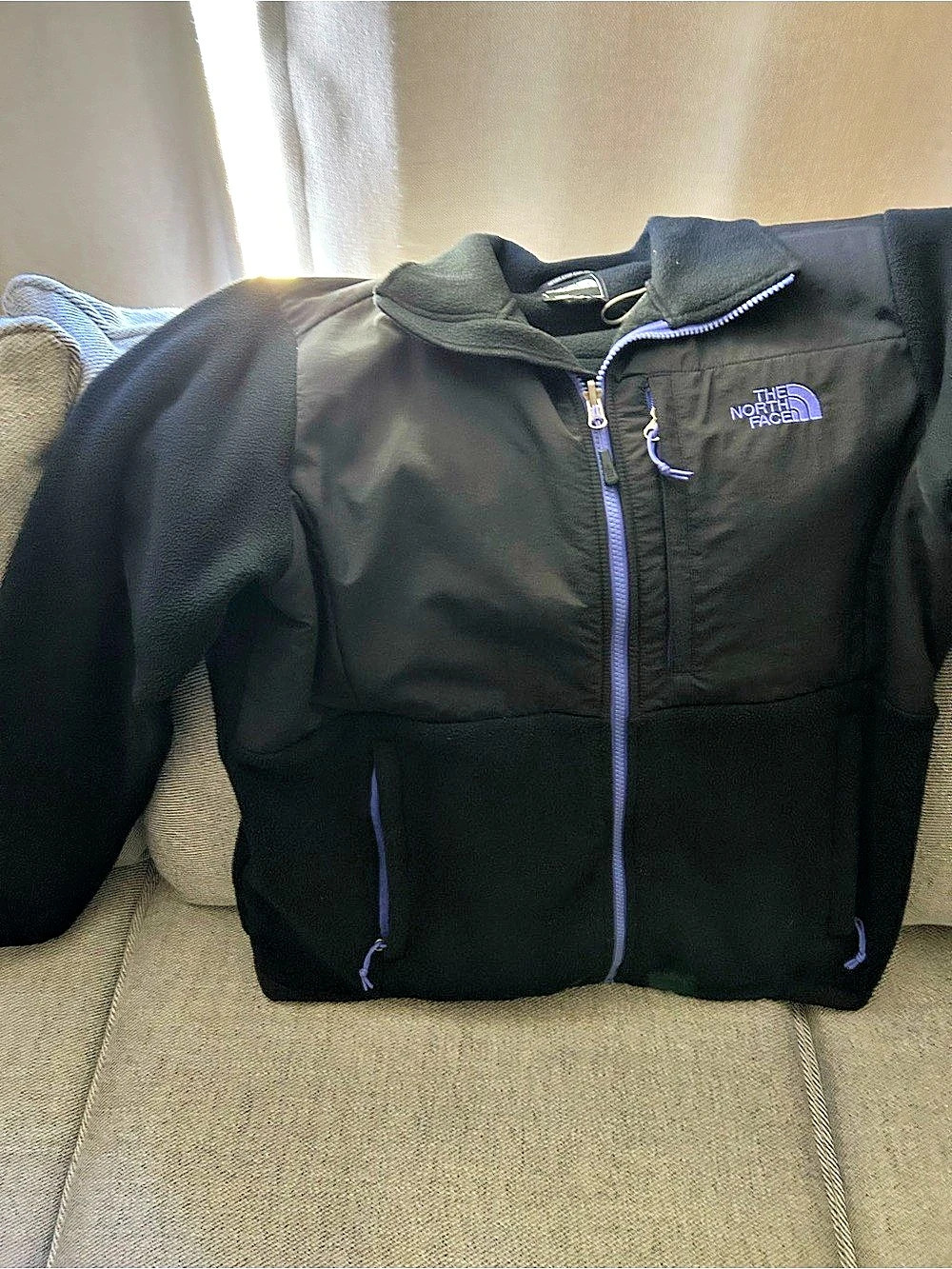 The North Face Women's Black Fleece jacket Size XL